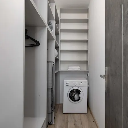 アパート Modern In The Center Of Next To Spodek By Renters *